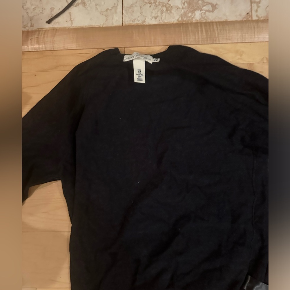 Sweater unworn